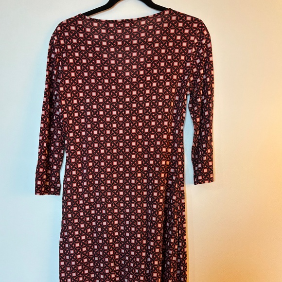 Ladies Tommy Bahamas Silk dress Small geometric print burgundy travel VTG Y2K - Picture 4 of 9